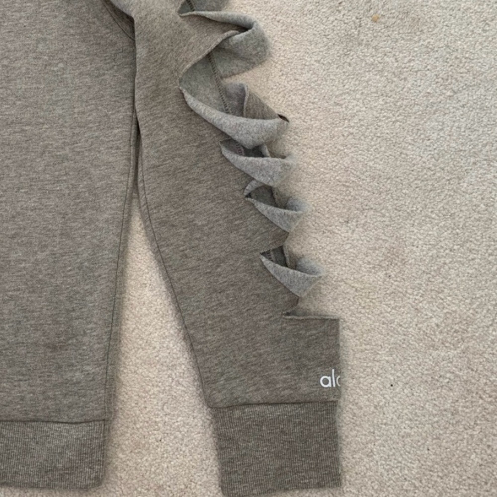 Alo Cutout Sleeve Hoodie Gravel Heather Tan Beige Sweatshirt Pullover - Picture 3 of 4
